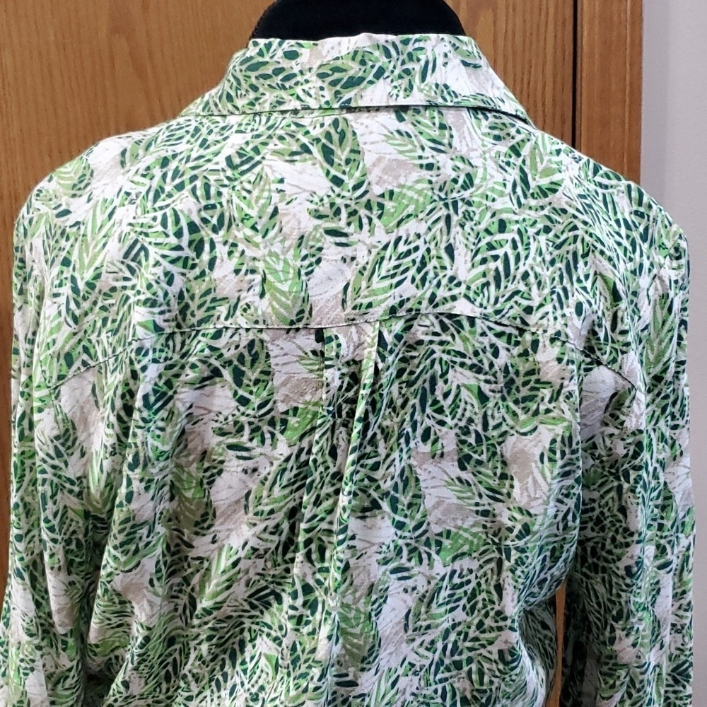 Cabi 3/4 sleeve faux wrap green tan leaf pattern mini dress - Picture 6 of 8